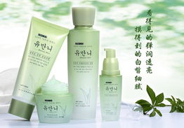 視覺(jué)藝術(shù)傳媒下的化妝品與飾品廣告設(shè)計(jì)